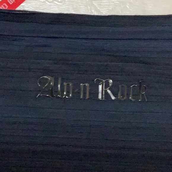 Alp-n-Rock Embroidered tee shadow stripe - Navy - Picture 7 of 13